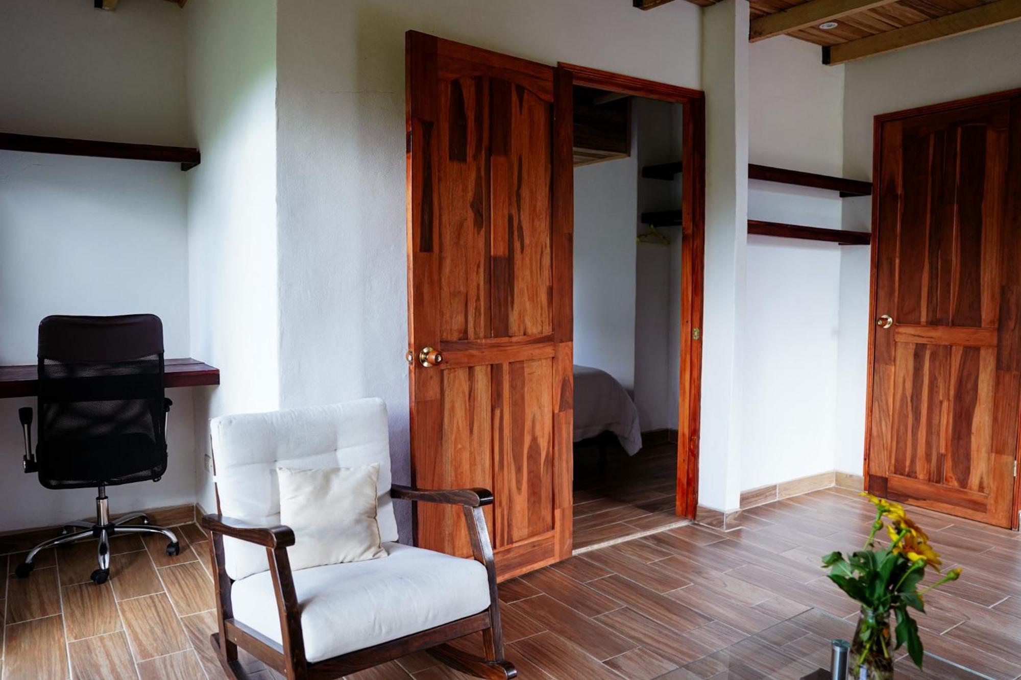Essence Arenal Spa & Yoga El Castillo Exteriör bild