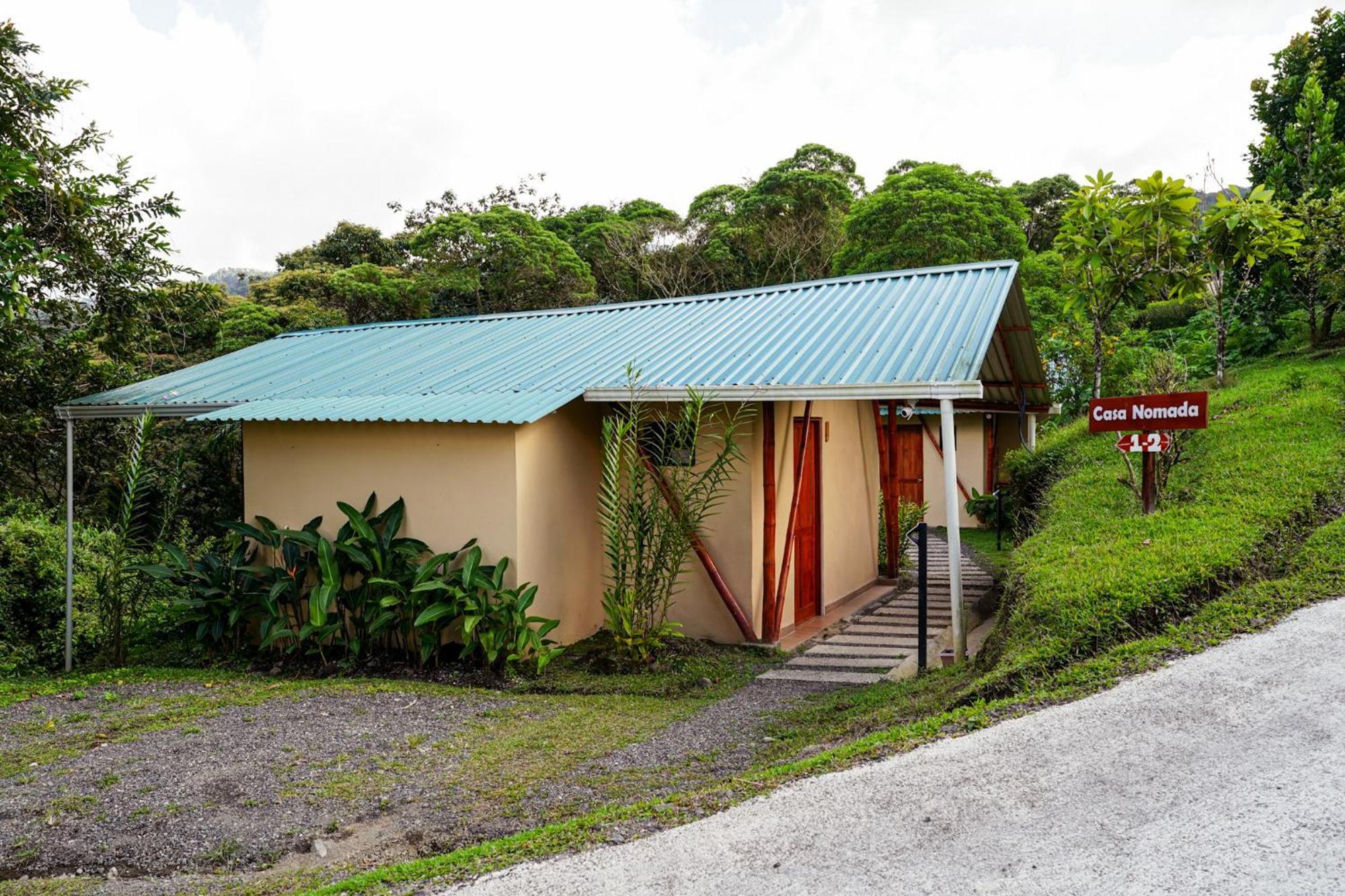 Essence Arenal Spa & Yoga El Castillo Exteriör bild